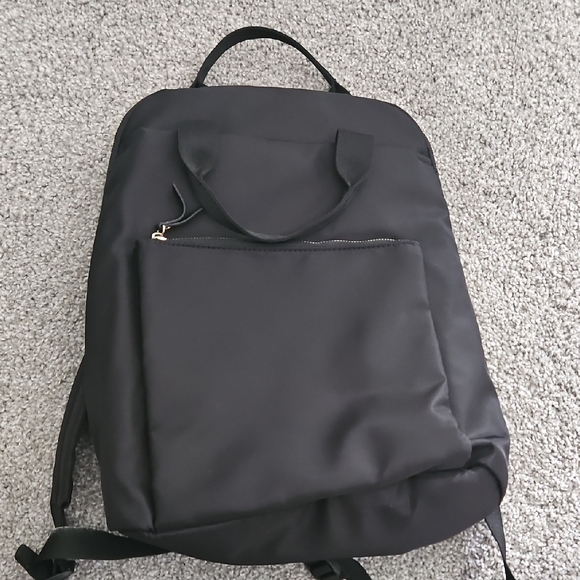 n/a Handbags - Stylish Womens Backpack/purse